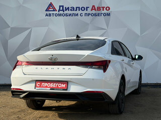 2021 Hyundai Elantra VII (CN7), белый, 1920000 рублей, вид 5