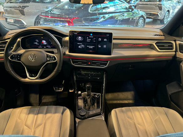 2023 Volkswagen Tayron I Рестайлинг, чёрный, 3600000 рублей - вид 19