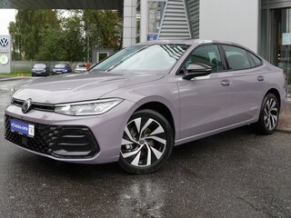 Volkswagen Passat (North America and China) Pro I