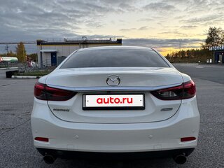 2017 Mazda 6 III (GJ) Рестайлинг, белый, 2050000 рублей, вид 4