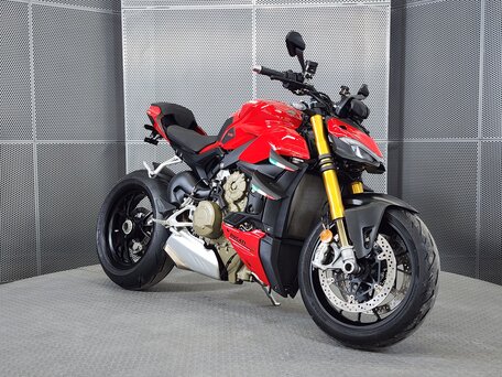 2022 Ducati Streetfighter V4, красный, 1869000 рублей, вид 2