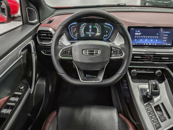 2022 Geely Coolray I, красный, 1349000 рублей - вид 11