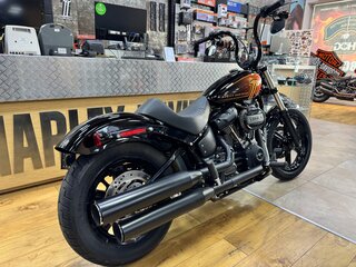 2023 Harley-Davidson Street Bob, чёрный, 1290000 рублей, вид 3