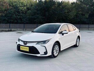 2023 Toyota Corolla Sporty XII (E210) Рестайлинг, белый, 1599000 рублей, вид 1