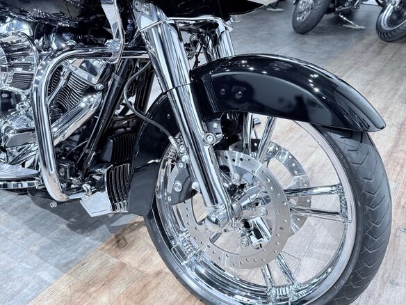 2017 Harley-Davidson Road Glide Special, чёрный, 1899000 рублей - вид 25