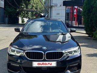 2017 BMW 5 серии 520d xDrive VII (G30/G31/G38), синий, 3450000 рублей, вид 3