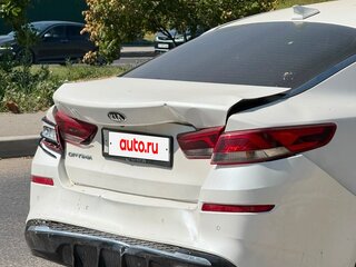 2018 Kia Optima IV Рестайлинг, белый, 920000 рублей, вид 2