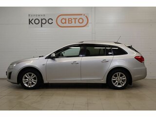 2013 Chevrolet Cruze I Рестайлинг, серебристый, 759000 рублей, вид 2
