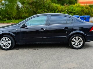 2008 Opel Astra H Рестайлинг, чёрный, 379000 рублей, вид 4