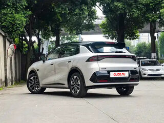 2026 Changan Qiyuan Q05 51.9 kWh II, серебристый, 2280034 рублей, вид 5