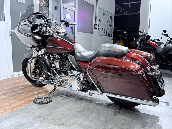 2018 Harley-Davidson Road Glide, пурпурный, 1899000 рублей - вид 9