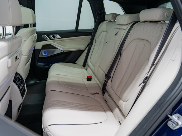 2026 BMW X5 30d IV (G05/G18) Рестайлинг, синий, 16190000 рублей - вид 22
