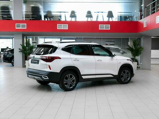 2020 Kia Seltos I, белый, 1790000 рублей, вид 2