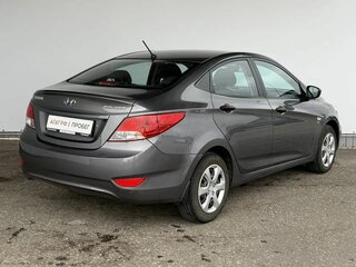 2013 Hyundai Solaris I, серый, 845000 рублей, вид 5