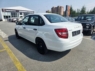 2026 Lada (ВАЗ) Granta I Рестайлинг, белый, 848000 рублей, вид 4