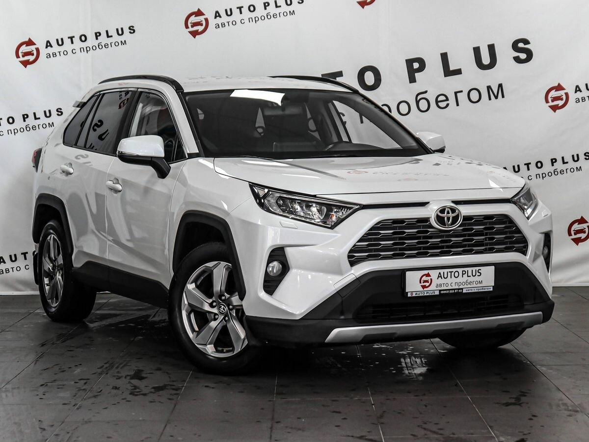 Открыть фотографии: Toyota RAV4 V (XA50)