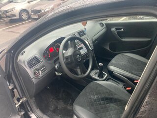 2010 Volkswagen Polo V, серый, 500000 рублей, вид 4