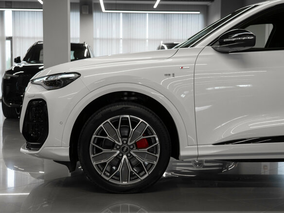 2026 Audi Q5 L III (GU), белый, 6600000 рублей - вид 24