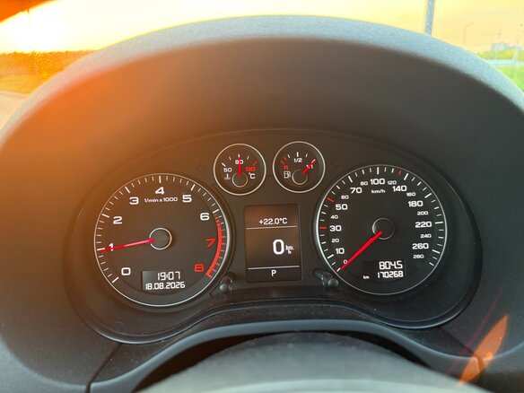 2009 Audi A3 II (8P) Рестайлинг 2, красный, 859000 рублей - вид 14