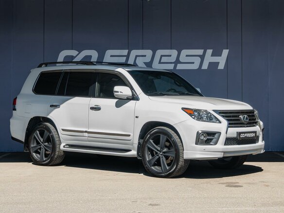 2014 Lexus LX 570 III Рестайлинг, белый, 5050000 рублей