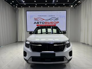 2023 Kia KX3, белый, 2070000 рублей, вид 2