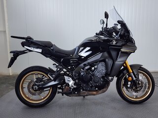 2023 Yamaha MT-09 Tracer (FJ-09), чёрный, 1189000 рублей, вид 1