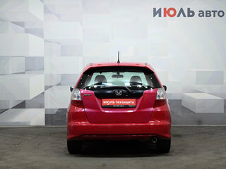 2010 Honda Fit II, красный, 890000 рублей, вид 5