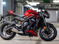 2023 Triumph Street Triple, пурпурный, 1120000 рублей - вид 1