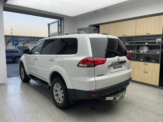 2015 Mitsubishi Pajero Sport II Рестайлинг, белый, 2070000 рублей, вид 4