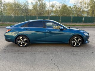 2020 Hyundai Elantra VII (CN7), синий, 1890000 рублей, вид 4