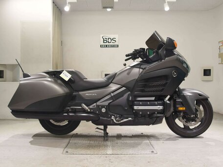 2015 Honda GL 1800 Gold Wing, серый, 1377000 рублей, вид 2