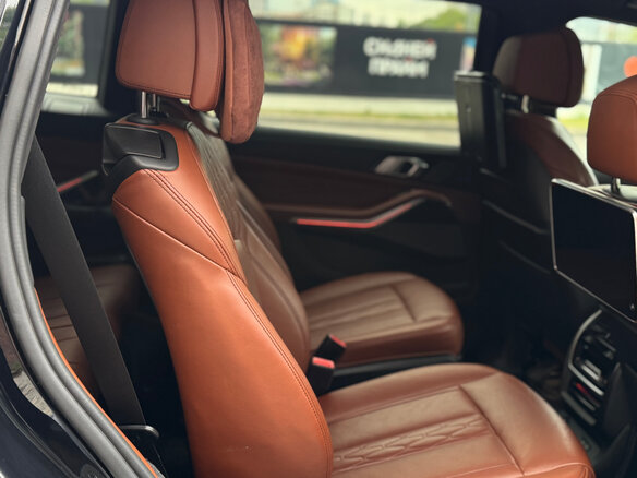 2020 BMW X7 30d I (G07), серый, 6975000 рублей - вид 18