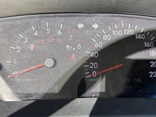 2005 Toyota Corolla IX (E120, E130) Рестайлинг, серебристый, 415000 рублей, вид 2
