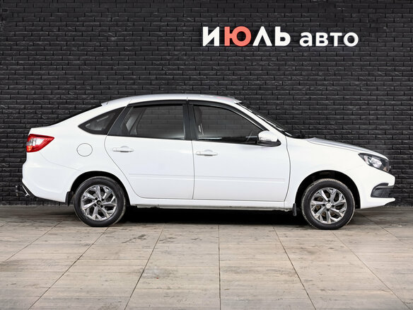 2022 Lada (ВАЗ) Granta I Рестайлинг, белый, 750000 рублей - вид 9