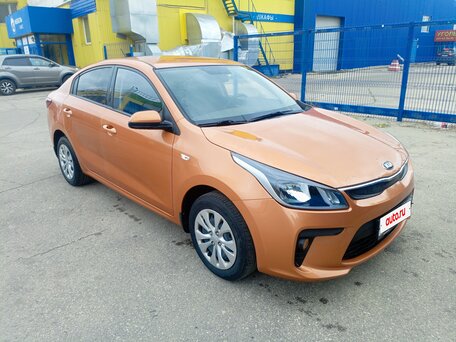 2017 Kia Rio IV, оранжевый, 950000 рублей, вид 4