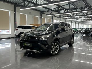 Toyota RAV4 IV (XA40) Рестайлинг
