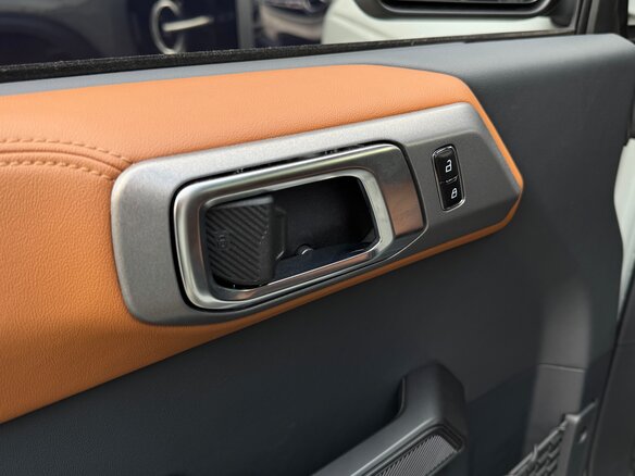 2024 Ford Bronco VI, серый - вид 10