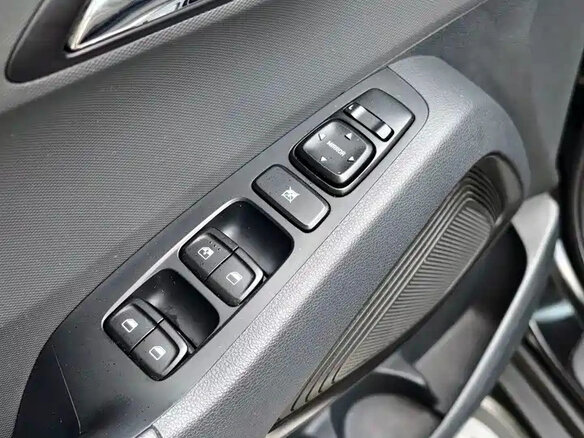 2022 Hyundai ix35 II Рестайлинг, чёрный, 1675004 рублей - вид 14