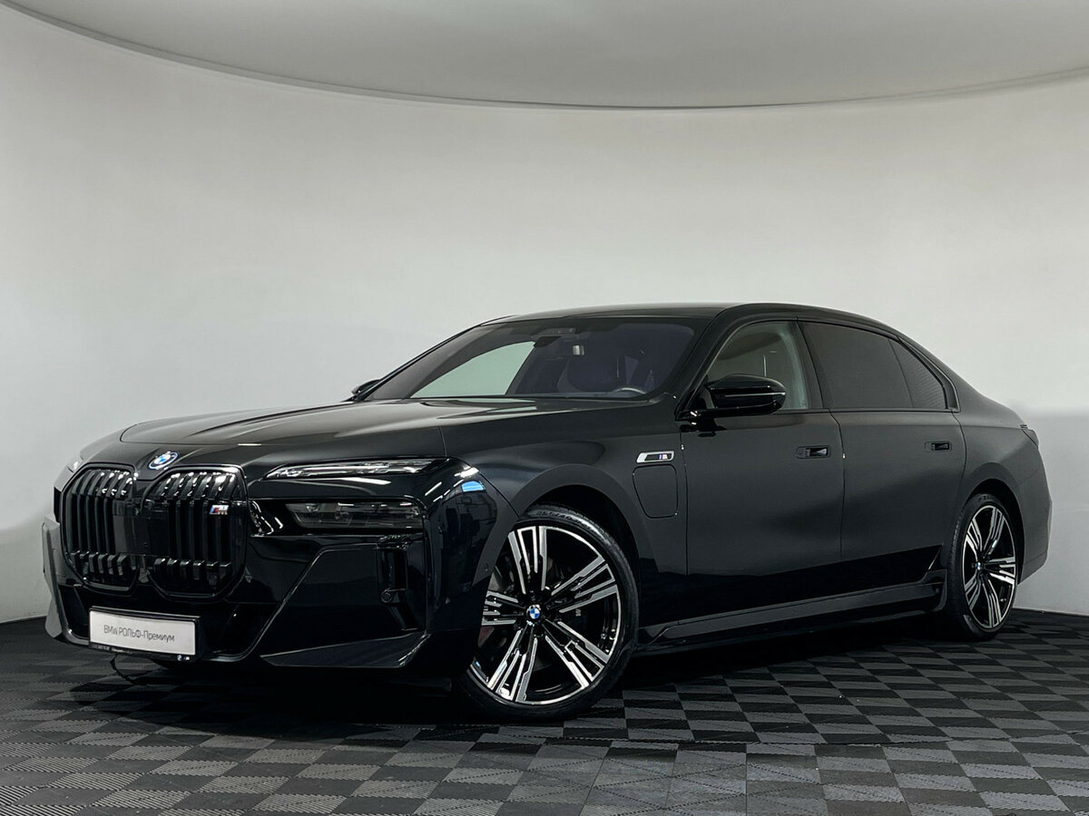 Открыть фотографии: BMW 7 серии VII (G70)