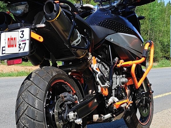 2010 KTM 990 SM, чёрный, 700000 рублей - вид 5