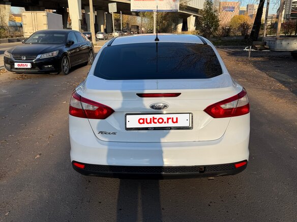 2013 Ford Focus III, белый, 830000 рублей - вид 2
