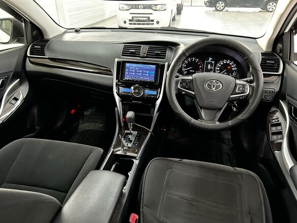 2019 Toyota Allion II Рестайлинг 2, белый, 1649000 рублей - вид 8