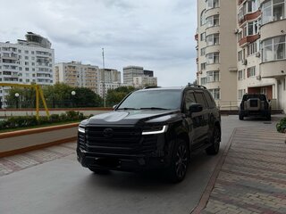 2011 Toyota Land Cruiser 200 Series, чёрный, 4900000 рублей, вид 3