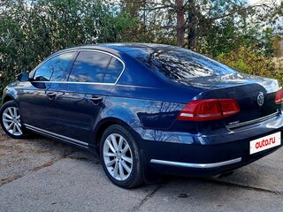 2012 Volkswagen Passat B7, синий, 1000000 рублей, вид 4