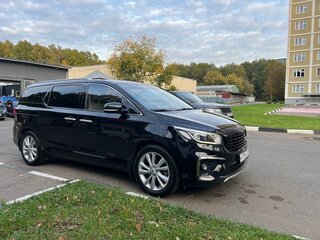 2018 Kia Carnival III, чёрный, 2800000 рублей, вид 3