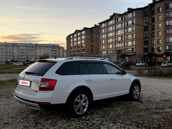 2017 Skoda Octavia Scout III (A7), белый, 1840000 рублей - вид 4