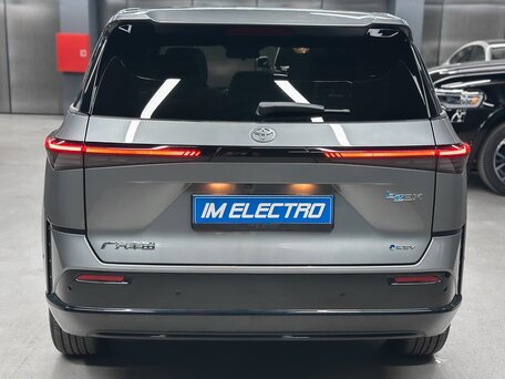 2026 Toyota bZ3X 58.3 kWh, серый, 2980000 рублей, вид 5
