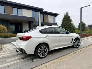 2018 BMW X6 40d II (F16), белый, 4700000 рублей, вид 2