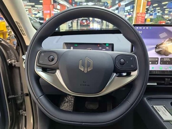2026 Leapmotor A10 53 kWh, зелёный - вид 6