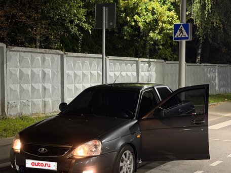 2014 Lada (ВАЗ) Priora I Рестайлинг, серебристый, 450000 рублей, вид 1